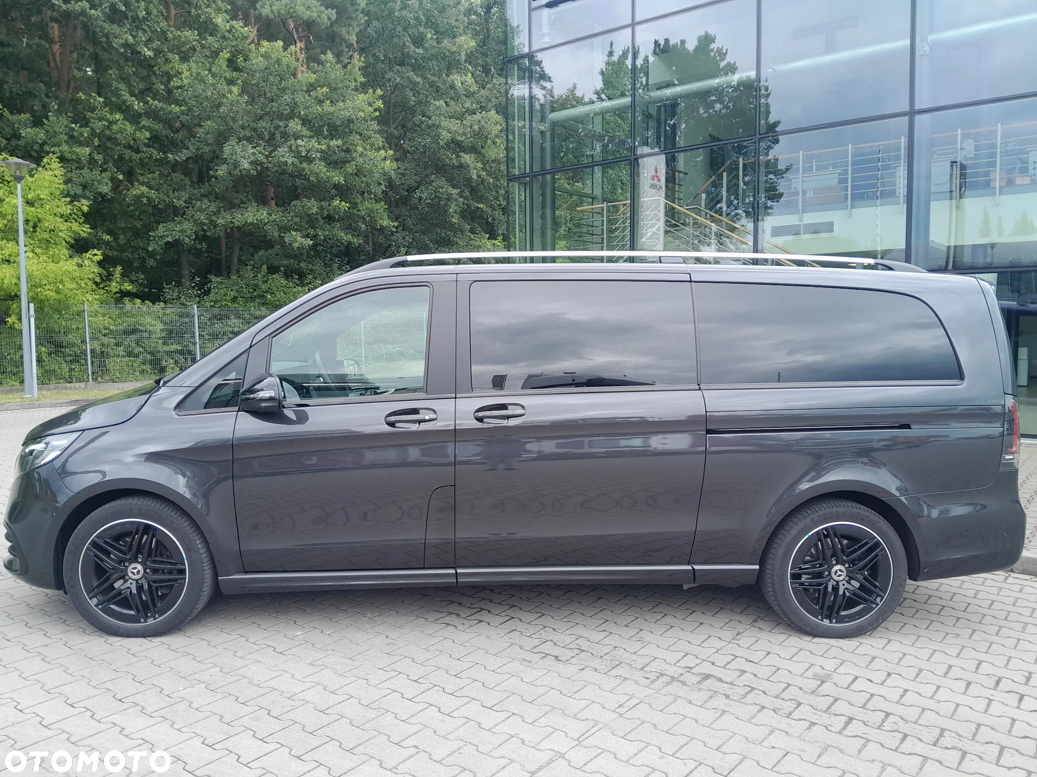 Mercedes-Benz Klasa V 300 d 9G-Tronic Exclusive (ekstra d³) - 3