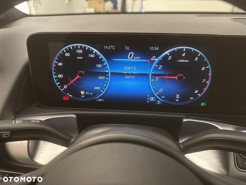 Mercedes-Benz GLB 200 7G-DCT - 14