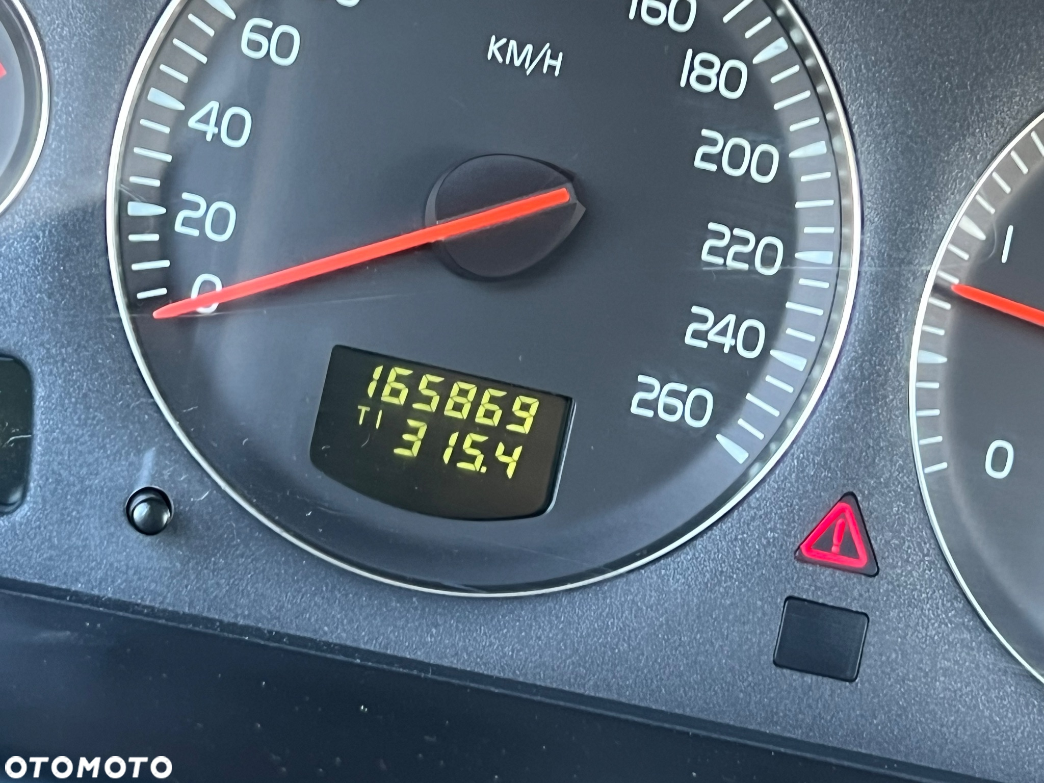 Volvo S60 2.4D - 5