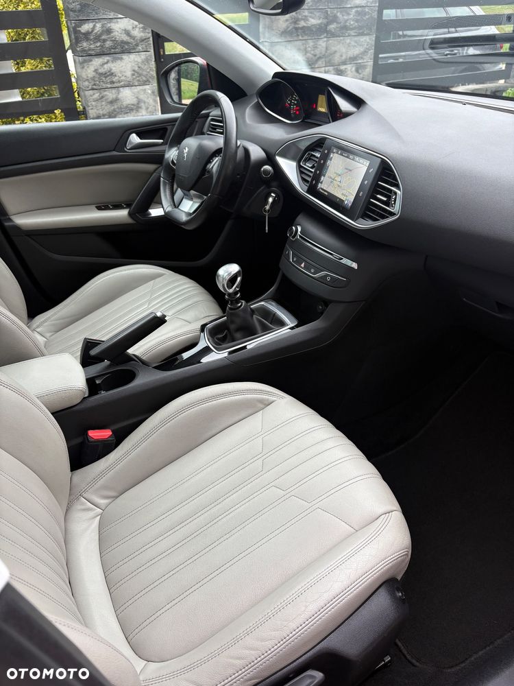 Peugeot 308 BlueHDi 120 Stop & Start Business-Line - 4