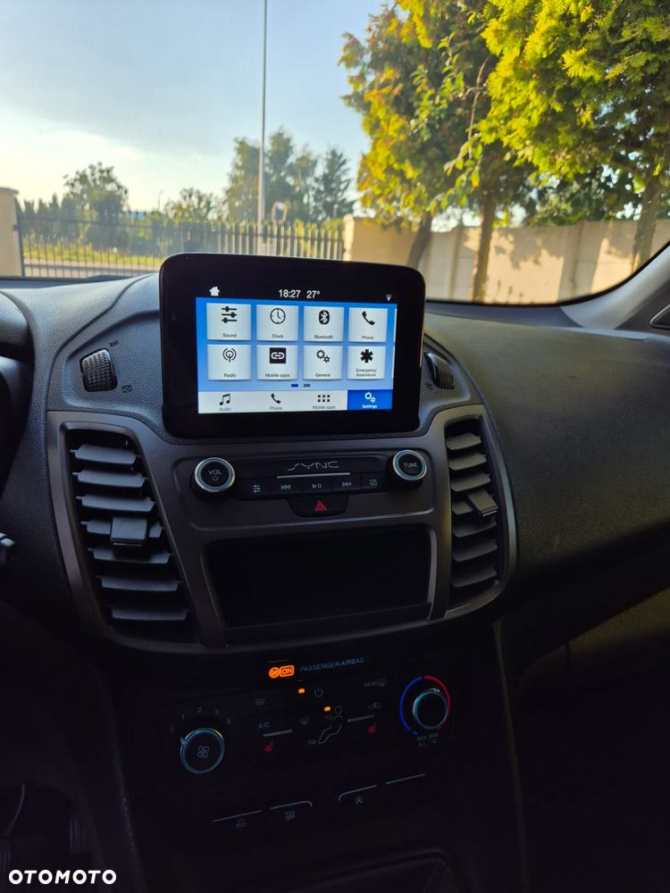 Ford Tourneo Connect - 13