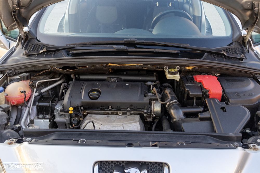 Peugeot 308 - 25