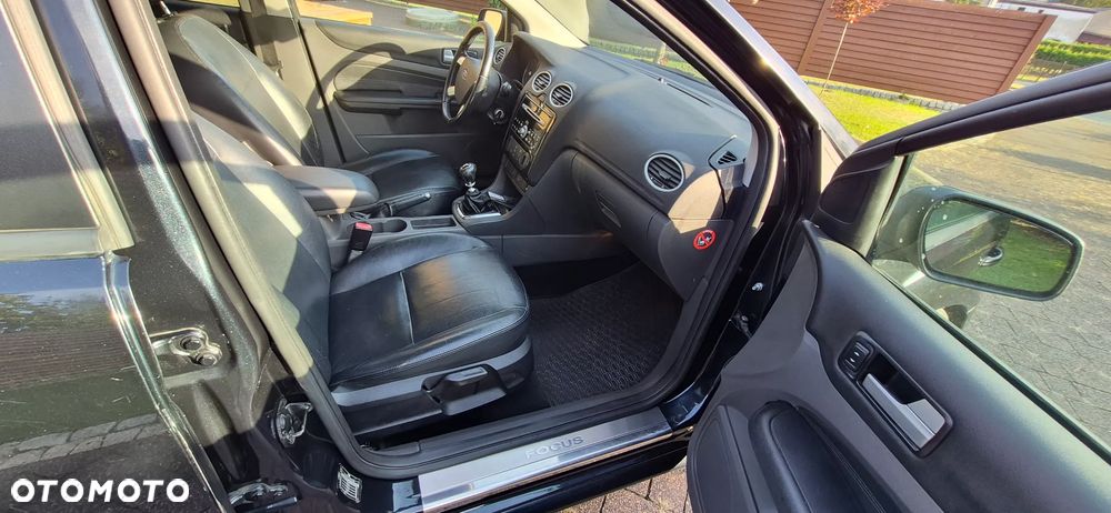 Ford Focus - 13