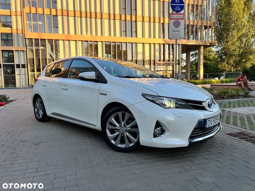 Toyota Auris - 1