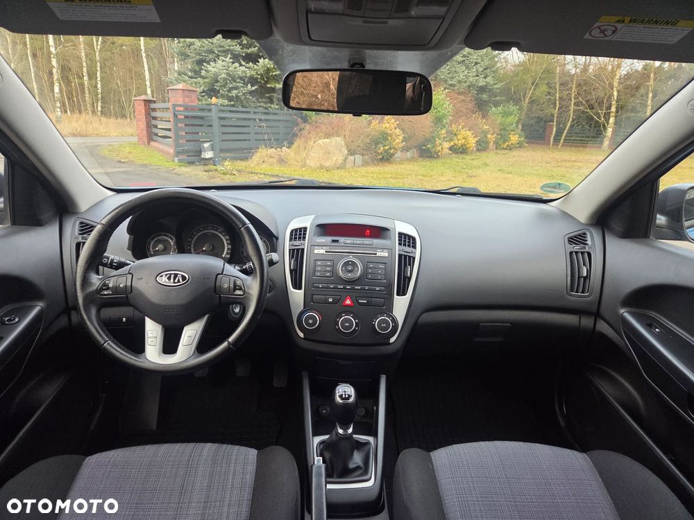 Kia Ceed 1.4 CVVT Edition 7 - 8