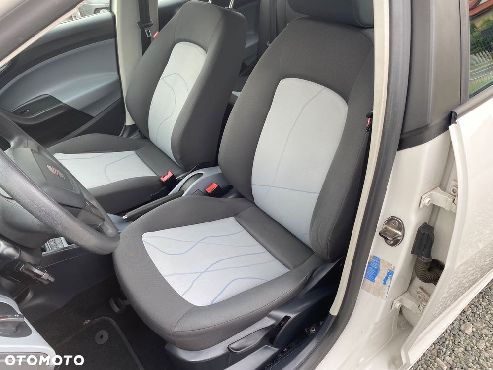 Seat Ibiza 1.4 16V Reference - 24