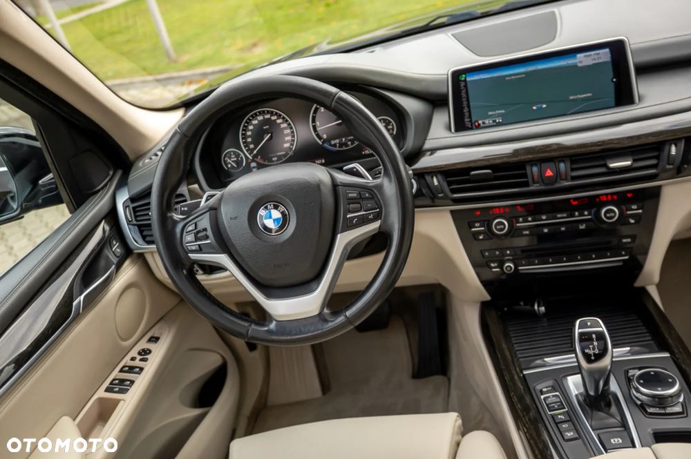 BMW X5 xDrive30d - 17