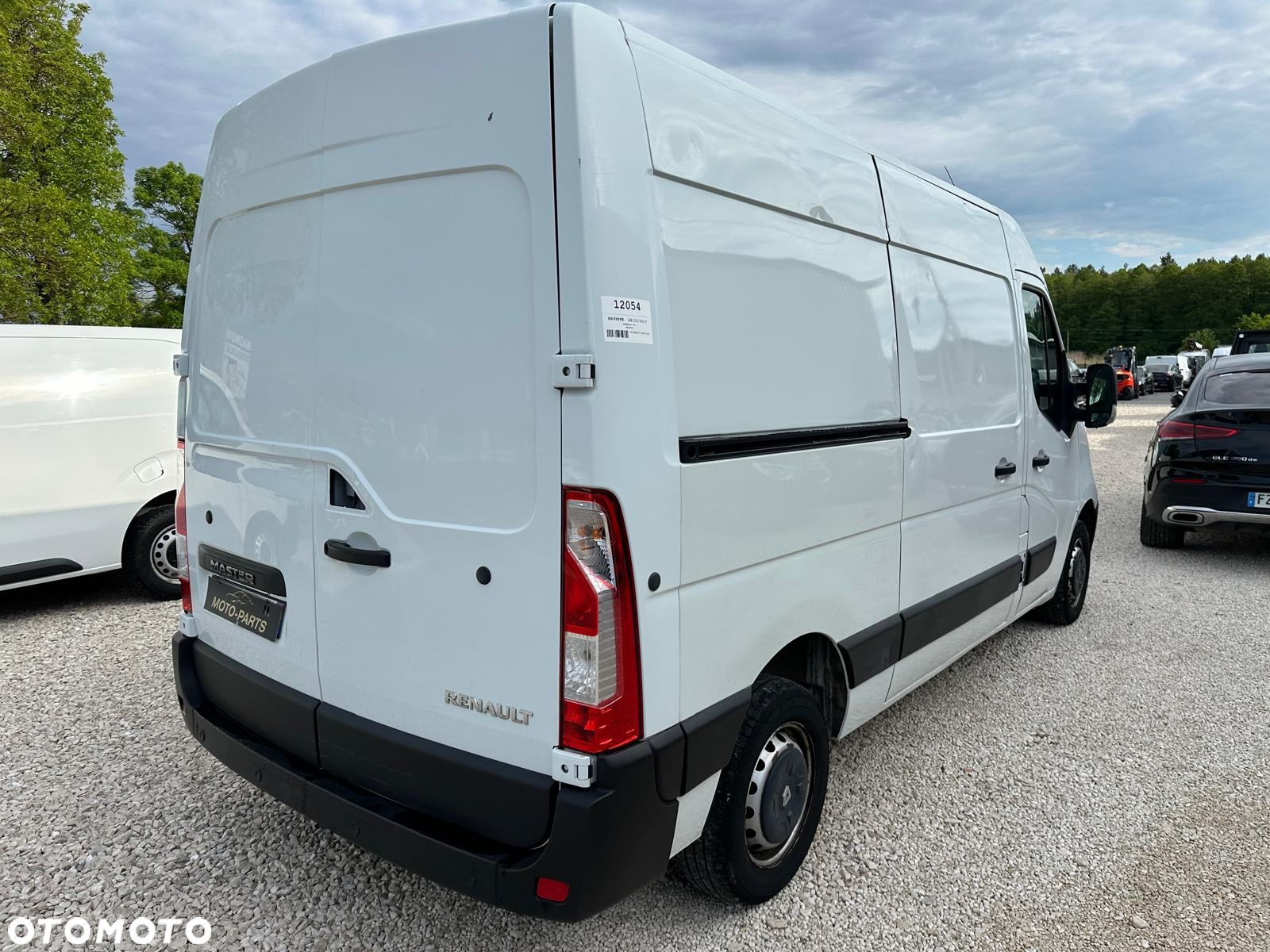 Renault Master - 18