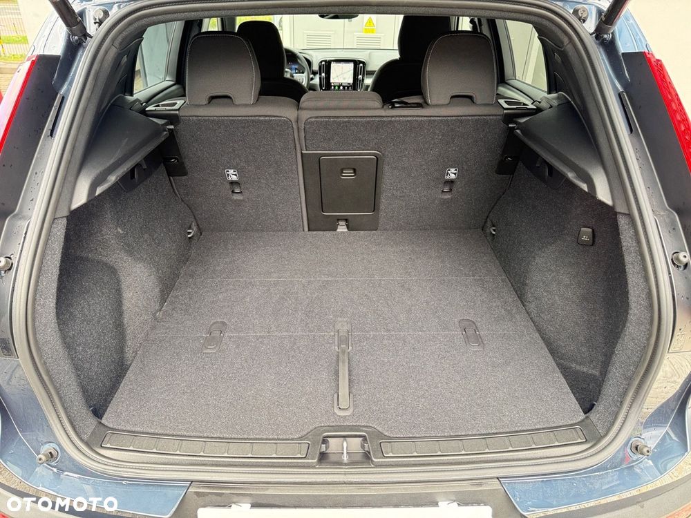 Volvo XC 40 - 30
