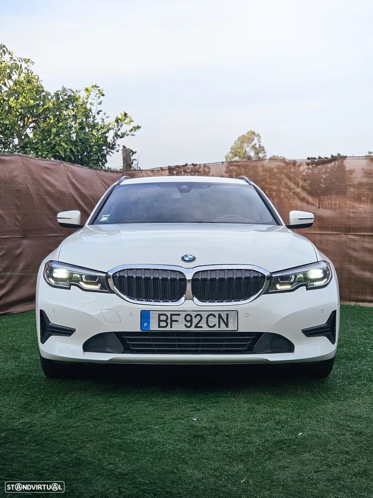 BMW 320 d Aut. Sport Line - 16