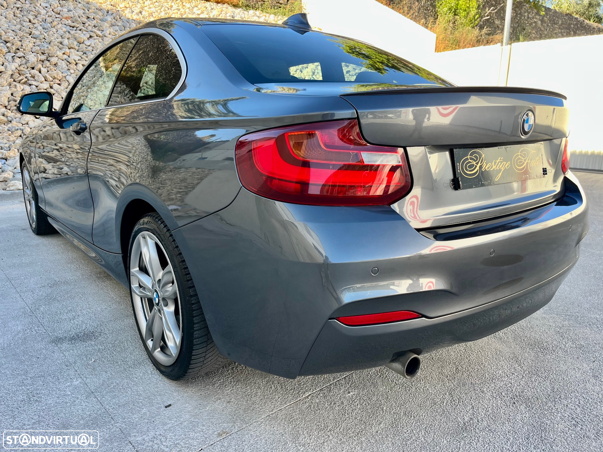 BMW 220 d Coupe Pack M - 17