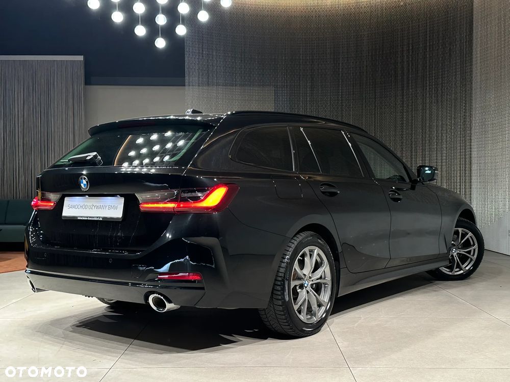 BMW Seria 3 320d mHEV - 5