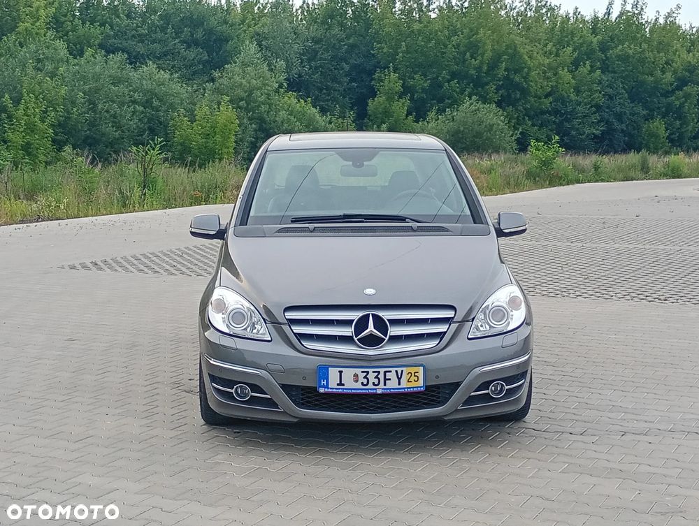 Mercedes-Benz Klasa B 200 CDI Autotronic Grand Edition - 15
