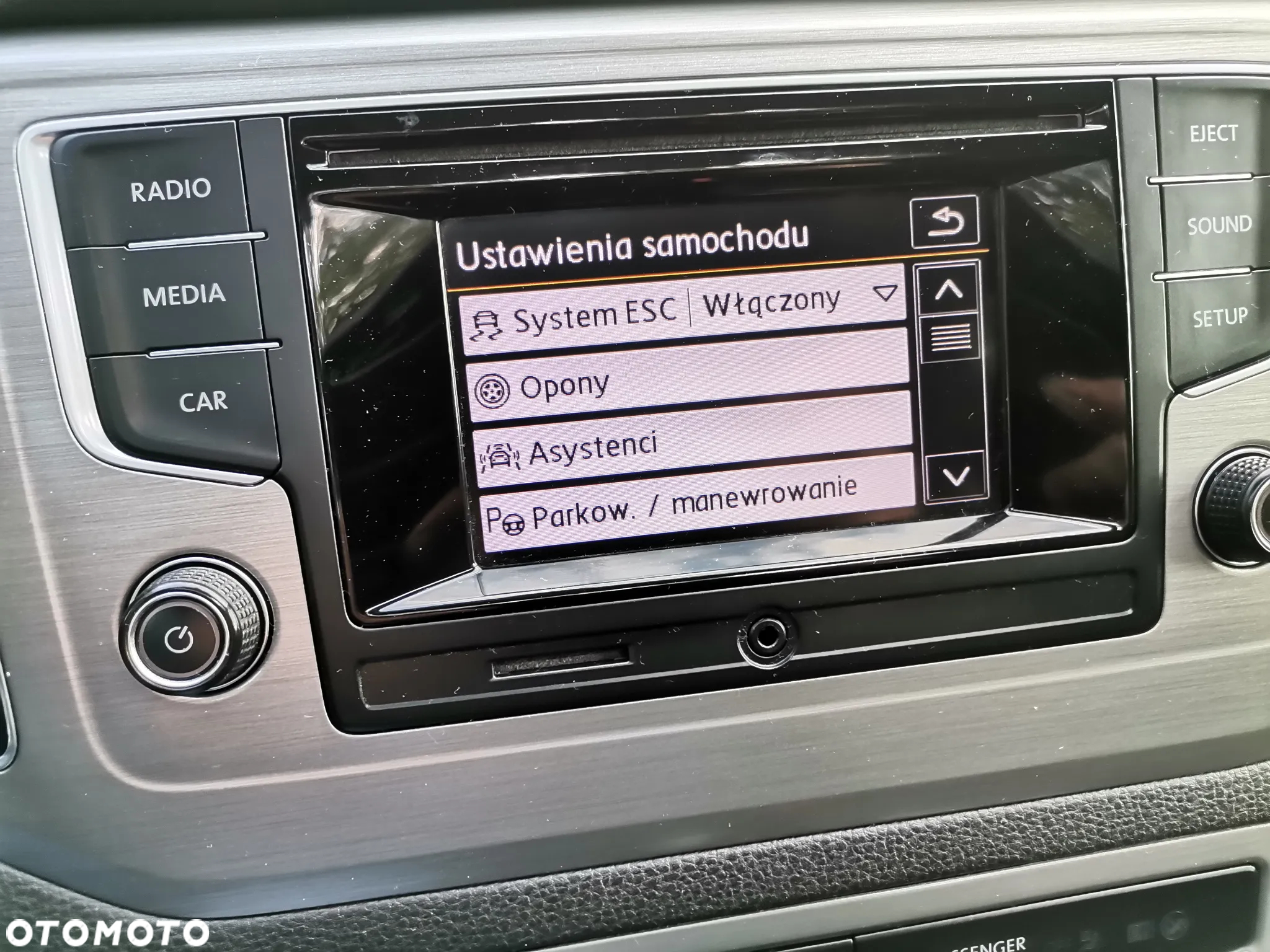 Volkswagen Golf Sportsvan VII SV 1.6 TDI BMT Comfortline - 22