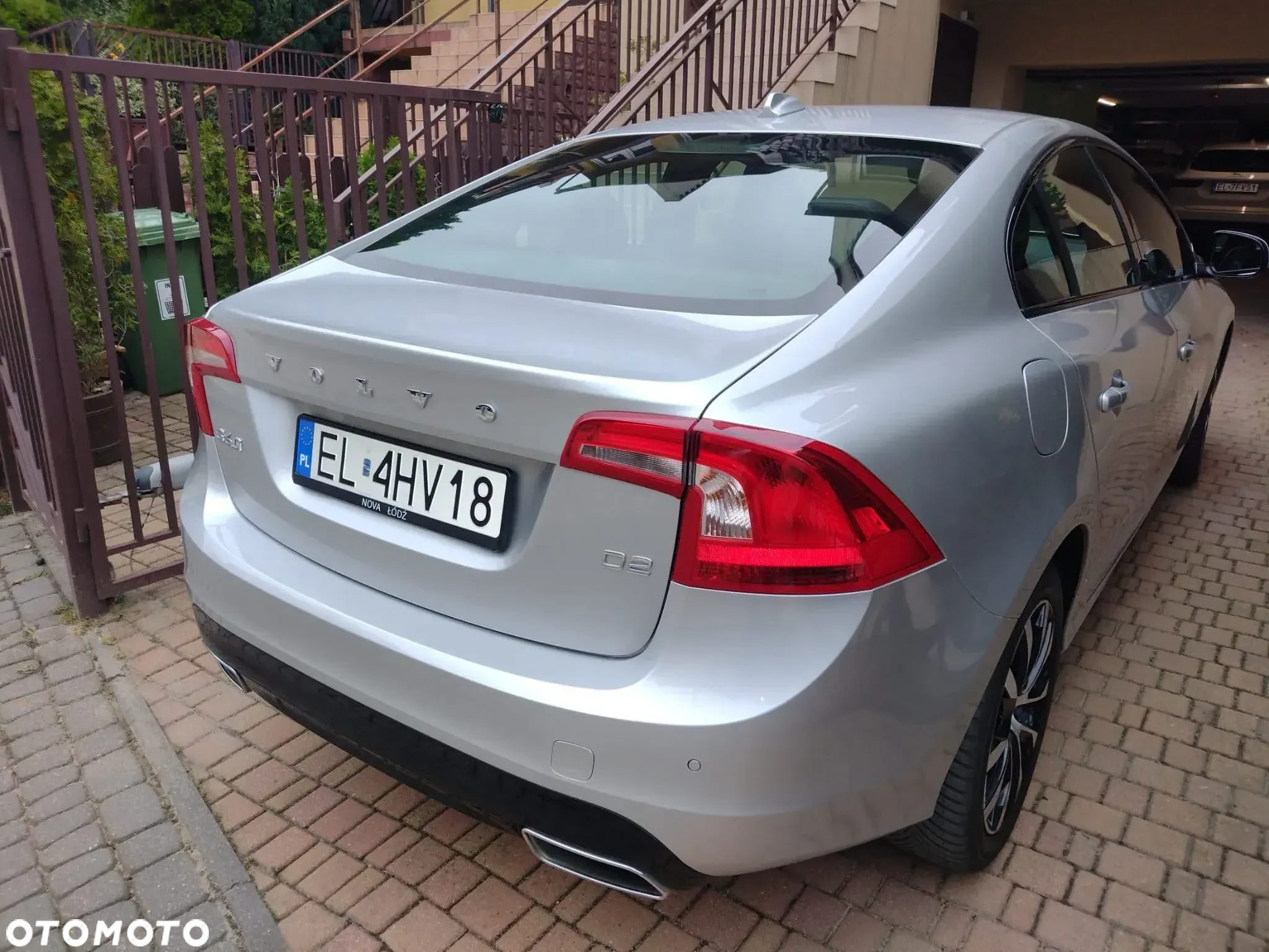 Volvo S60 D2 Drive-E Momentum - 13