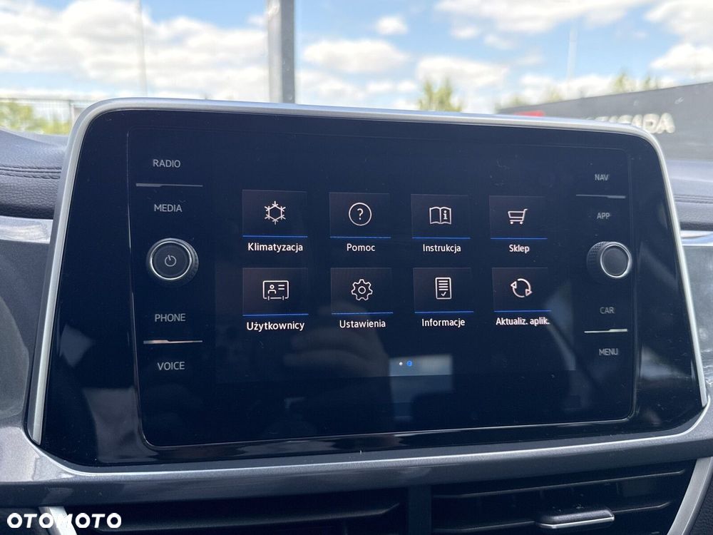 Volkswagen T-Roc 1.5 TSI Style DSG - 23