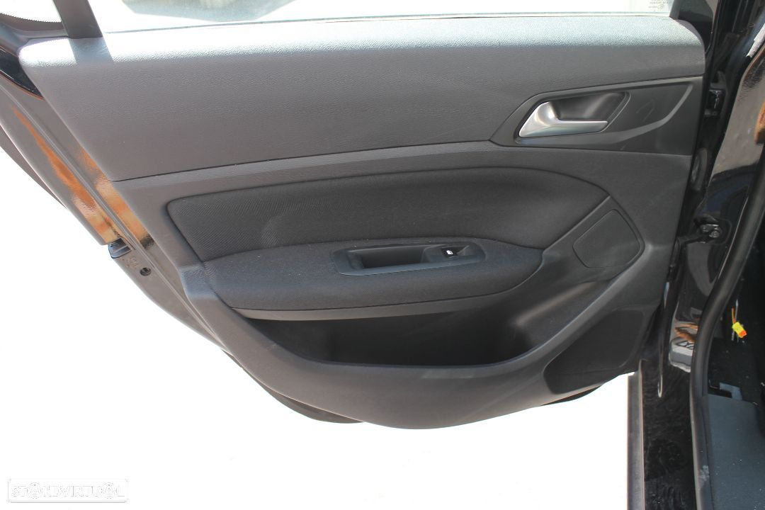 PEUGEOT 308 DE 2015 - 6