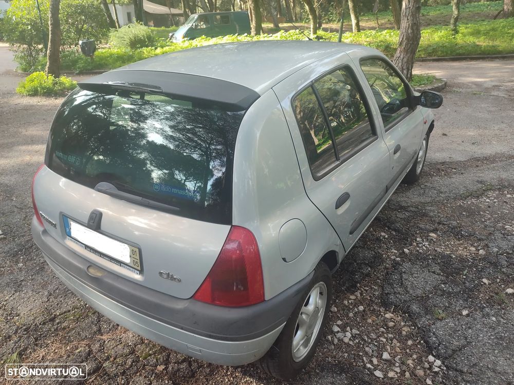 Renault Clio 1.2 16V Tech´Road - 3