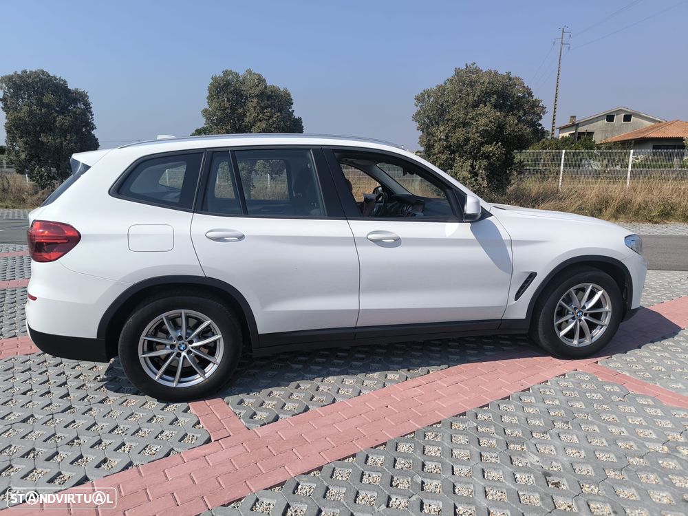 BMW X3 18 d sDrive Advantage Auto - 10