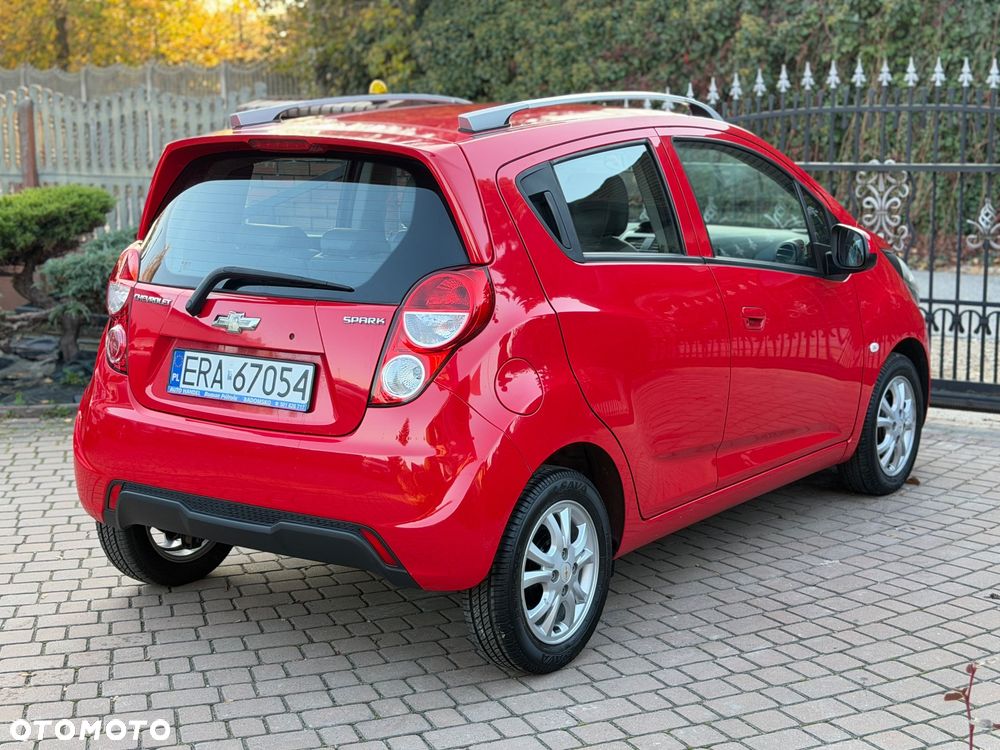 Chevrolet Spark 1.0 LS+ Design - 6