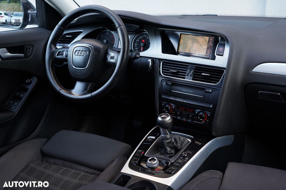 Audi A4 2.0 TDI Avant - 10