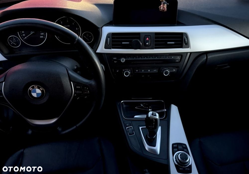 BMW Seria 3 320d Efficient Dynamic Edition - 5