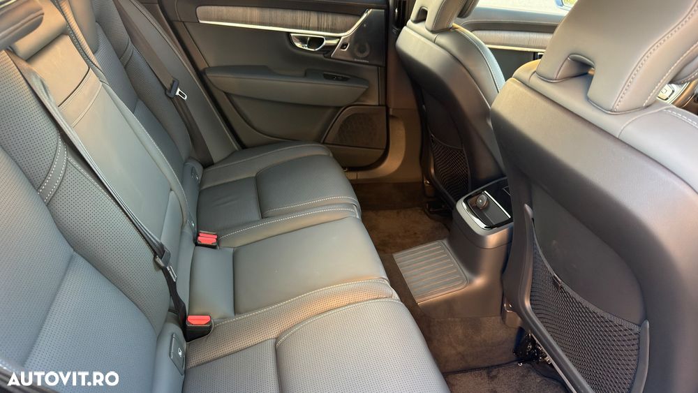 Volvo S90 - 12