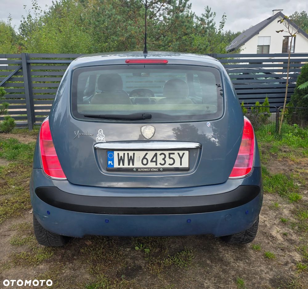Lancia Ypsilon 1.2 16v Class - 9
