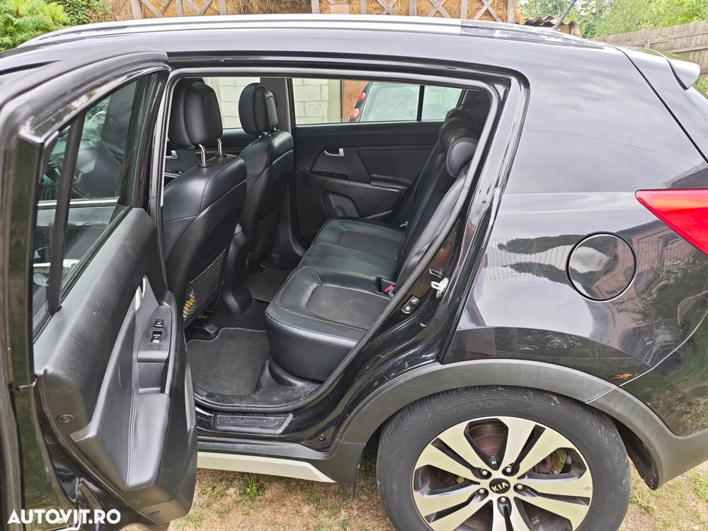 Kia Sportage 2.0 CRDI AWD Dream-Team Edition - 5