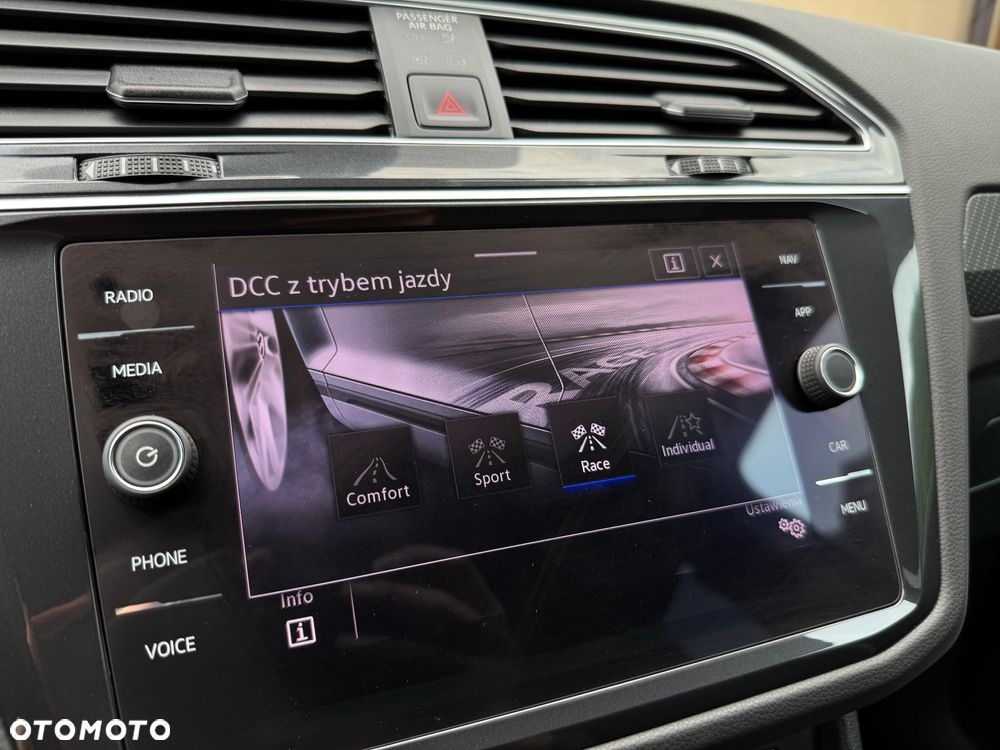 Volkswagen Tiguan 2.0 TSI OPF 4MOTION DSG R - 29