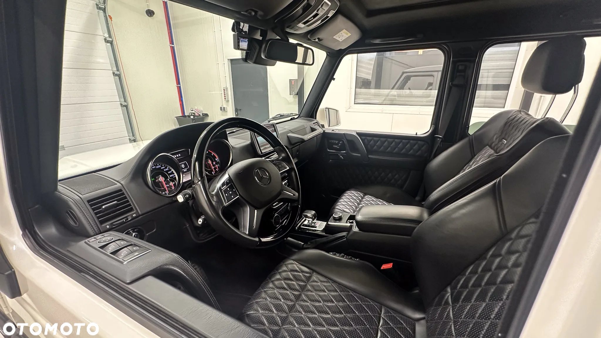 Mercedes-Benz Klasa G 63 AMG L - 19