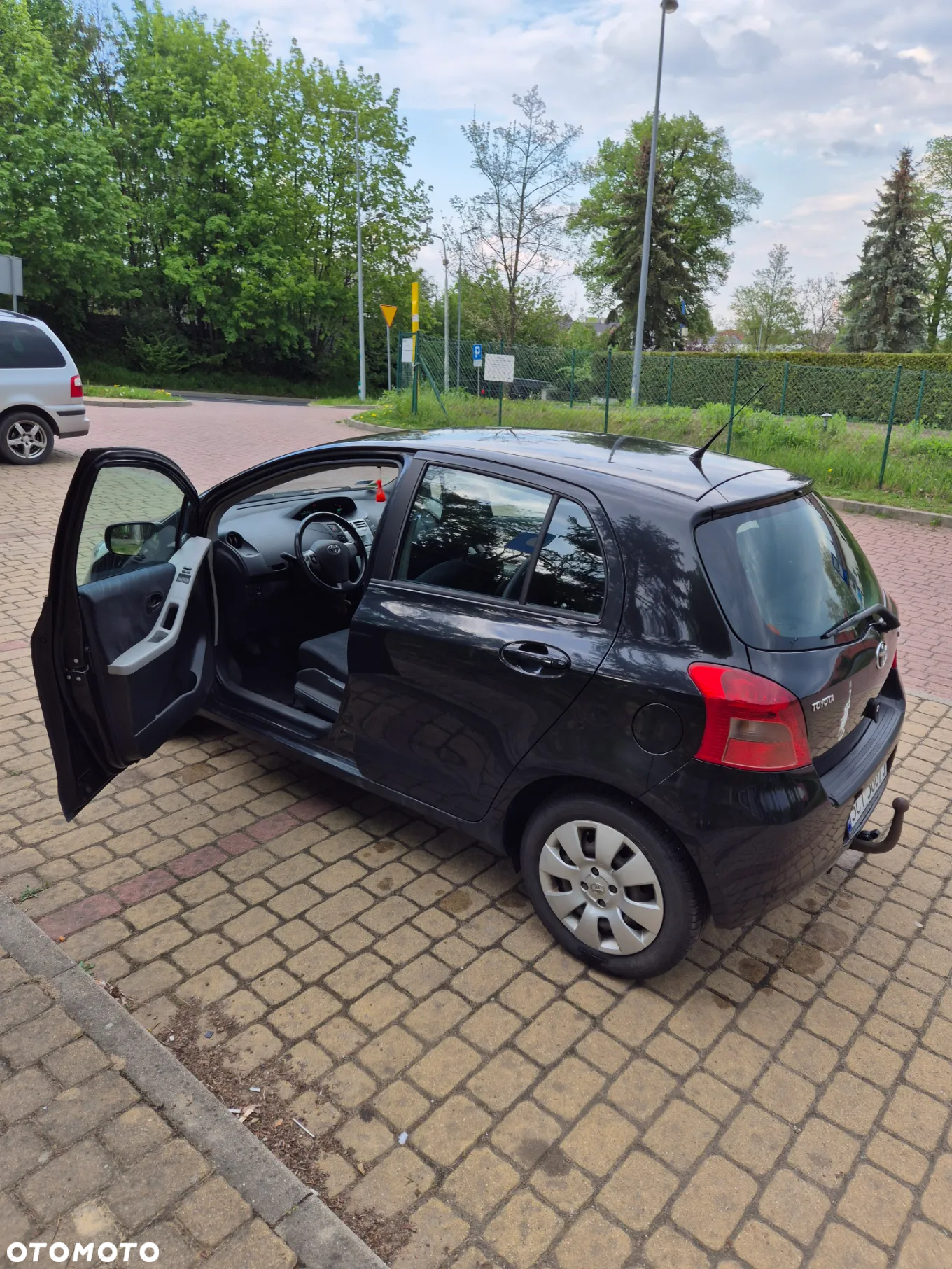 Toyota Yaris 1.3 Sol - 4