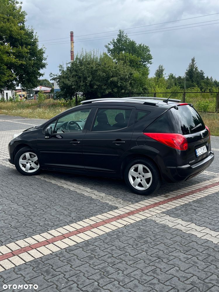 Peugeot 207 1.4 16V Trendy - 21