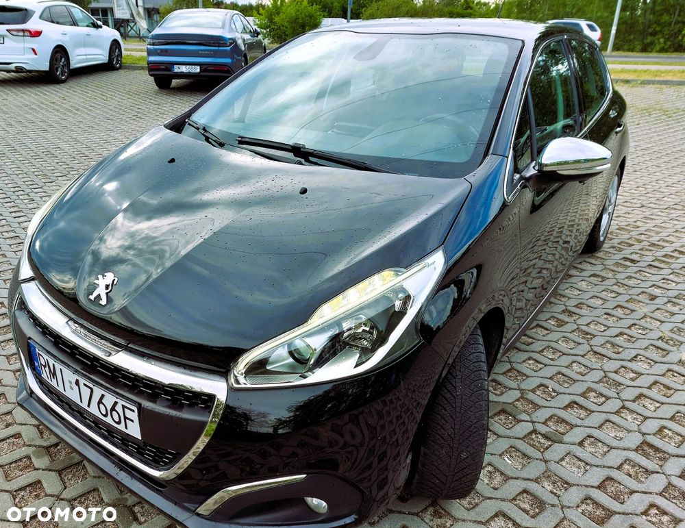 Peugeot 208 PureTech 82 Allure - 16
