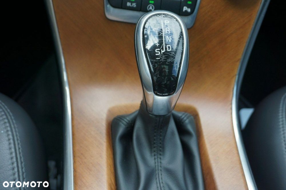 Volvo XC 60 T5 AWD Inscription - 20