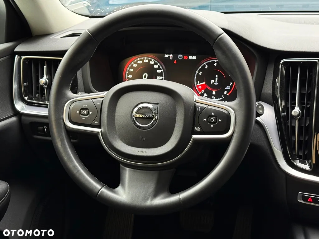Volvo V60 B3 B DKG Momentum - 6