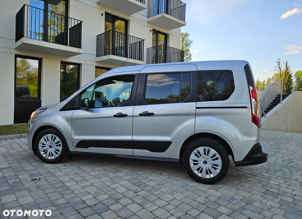 Ford Tourneo Connect - 5