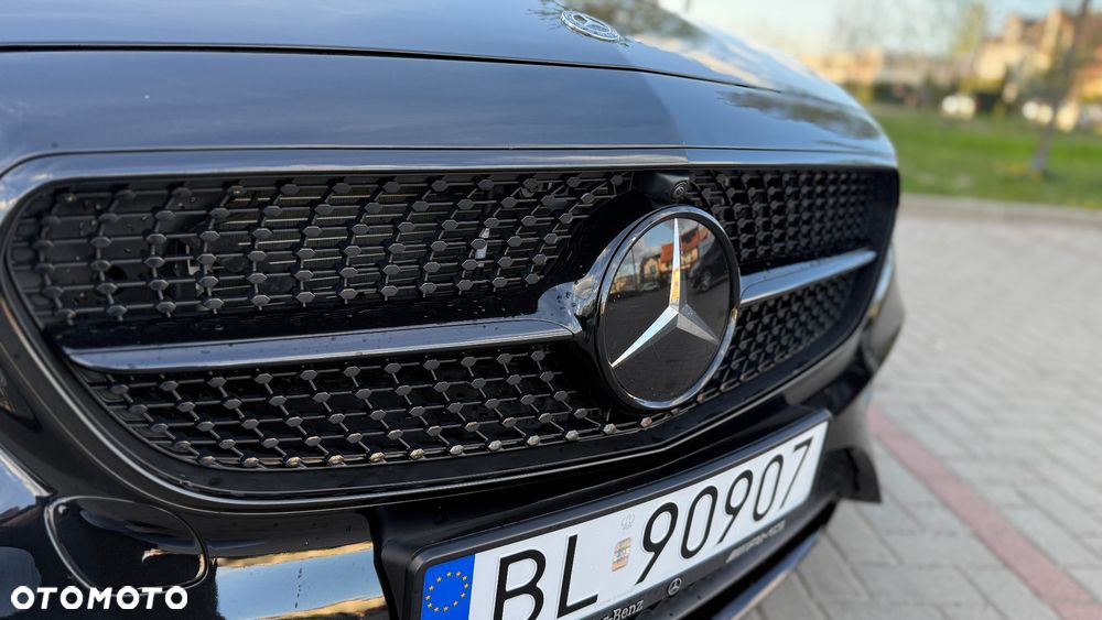Mercedes-Benz Klasa E 400 4Matic 9G-TRONIC AMG Line - 11