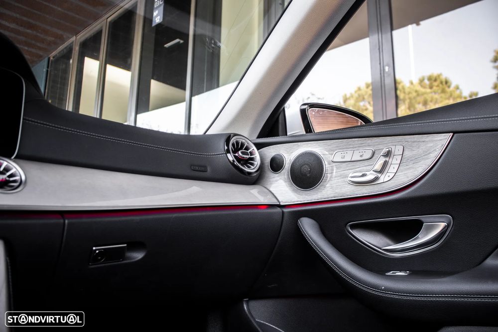 Mercedes-Benz E 200 Aut. - 29