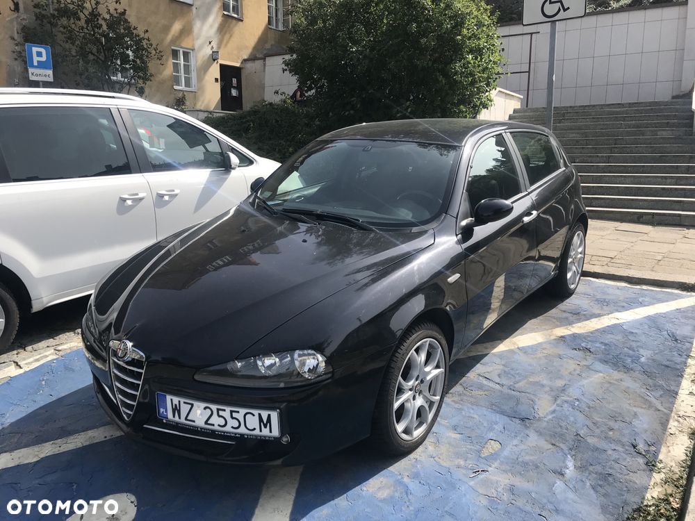 Alfa Romeo 147 - 2