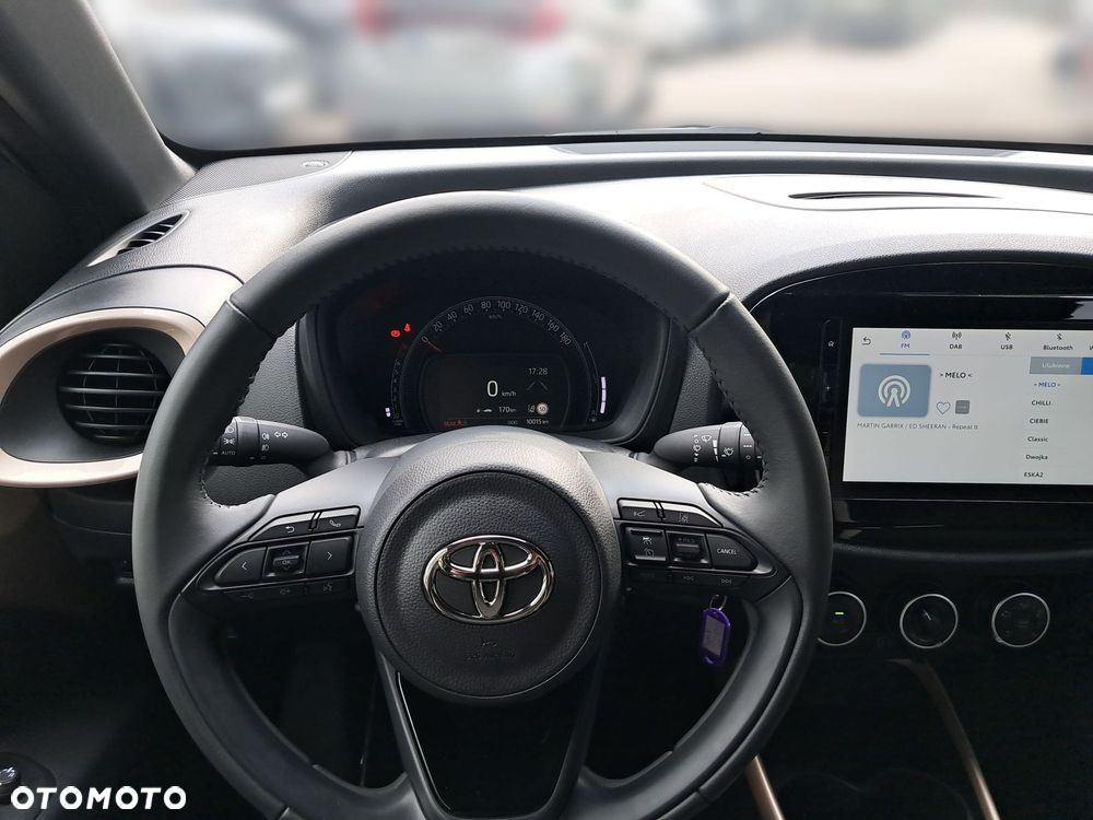 Toyota Aygo X - 6