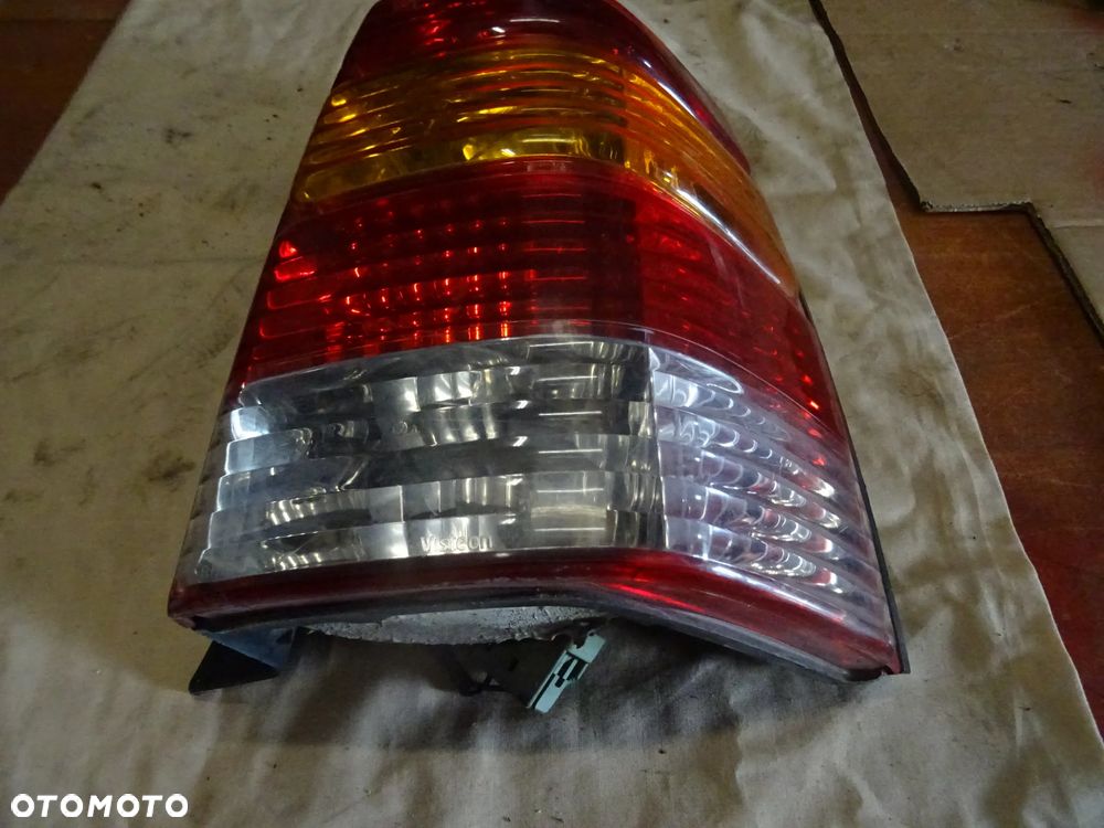 FORD MAVERICK LAMPA PRAWA TYL TANIO CZESCI ROZNE PYTAC - 3