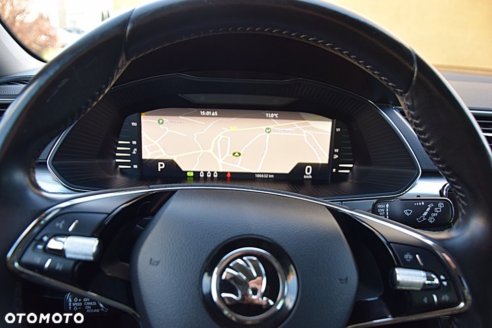 Skoda Superb 2.0 TDI Sportline DSG7 - 16