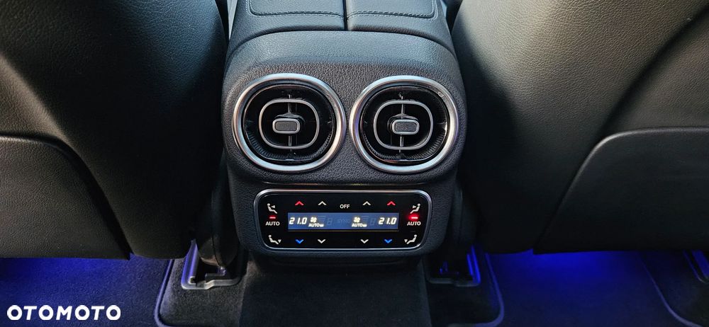 Mercedes-Benz GLC 400 e 4Matic 9G-TRONIC AMG Line Advanced - 30