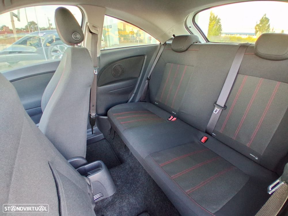 Opel Corsa 1.2 Black Edition - 17