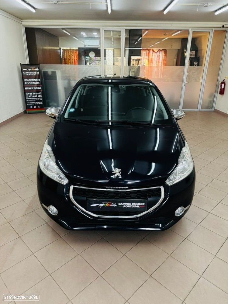 Peugeot 208 1.2 VTi SE Style - 3