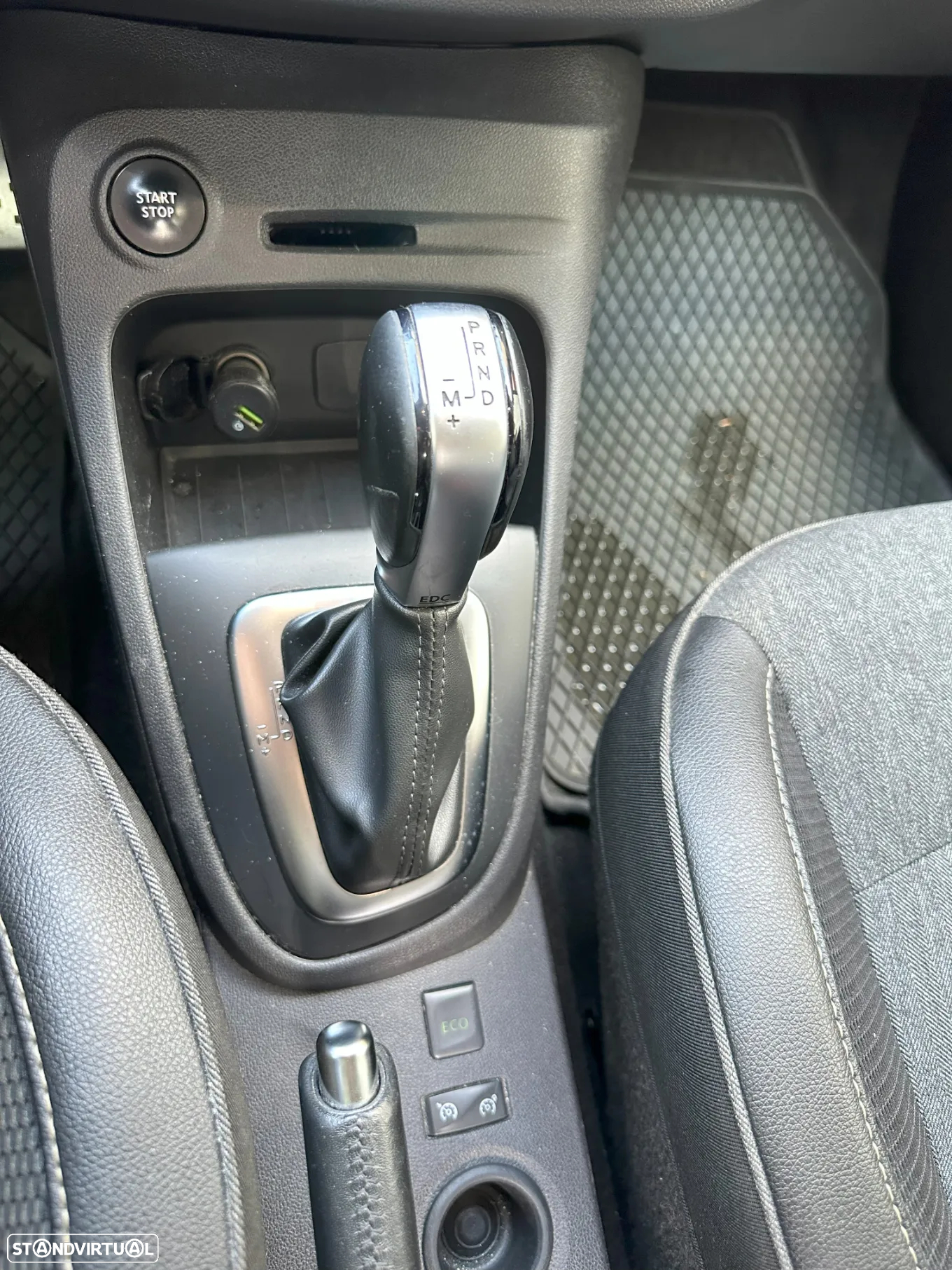Renault Captur 1.5 dCi Exclusive EDC - 7