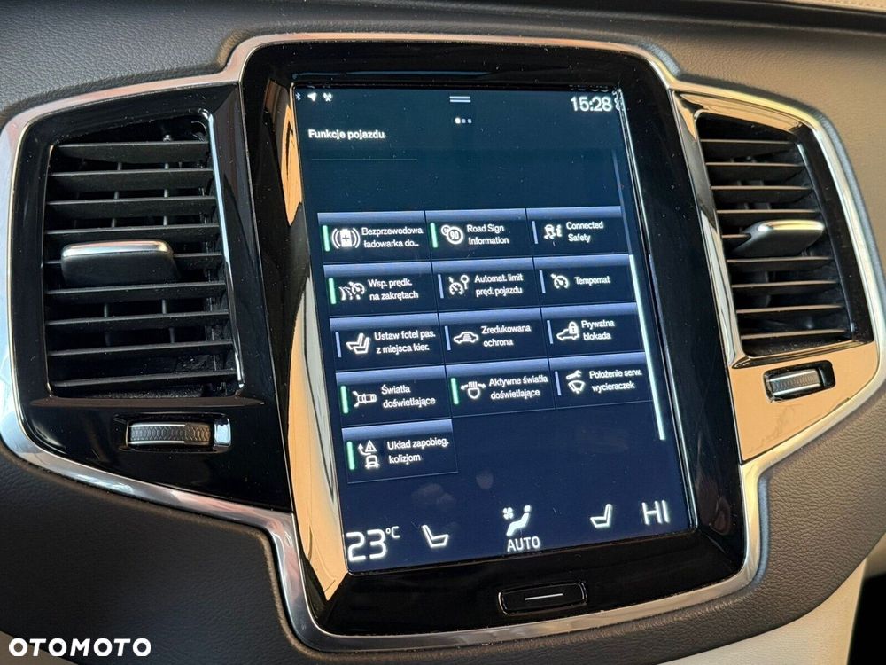 Volvo XC 90 - 33