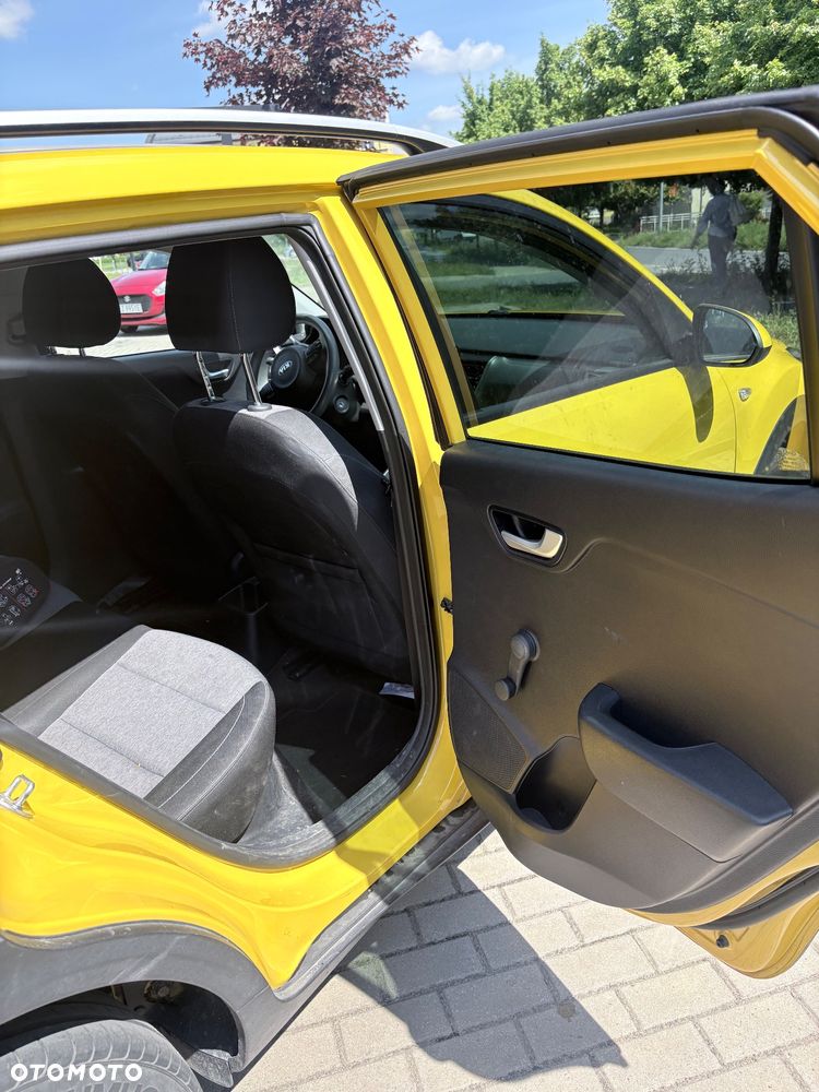 Kia Stonic 1.2 L - 7