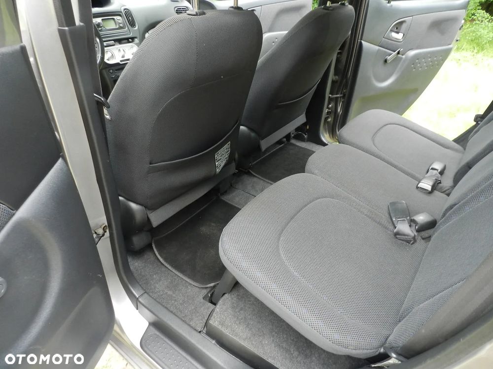 Toyota Yaris Verso 1.3 Automatik Sol - 18